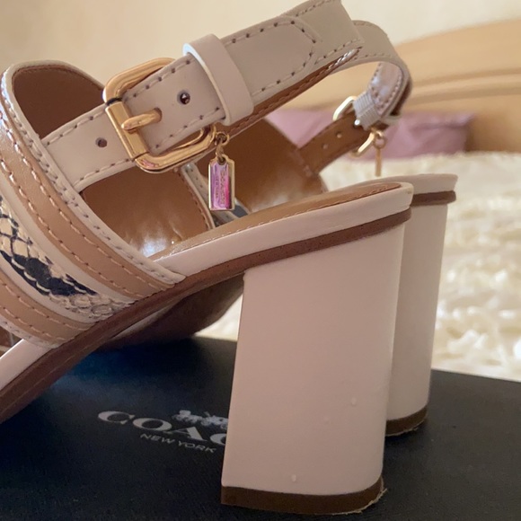 Coach sandals - Picture 3 of 7